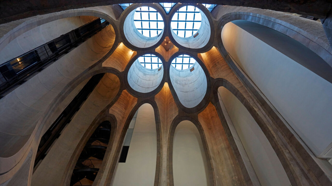 Blick in den Innenraum des Kunstmuseums Zeitz MOCAA