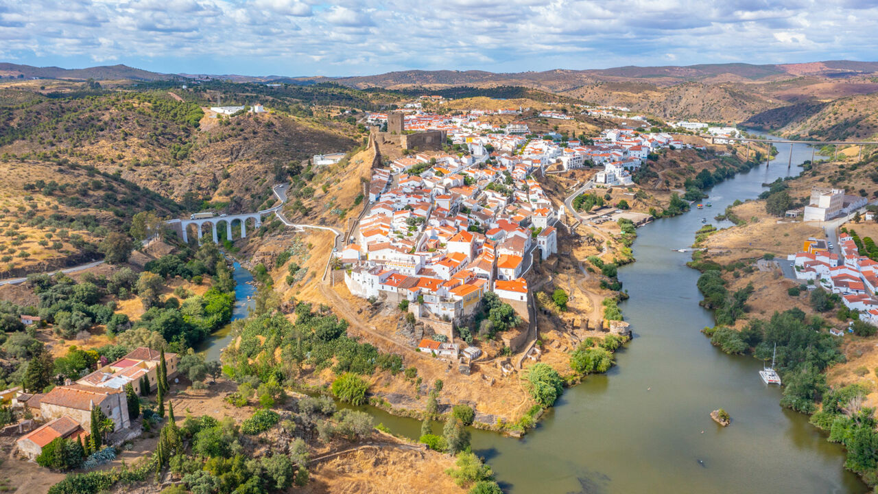 Mértola am Fluss Guadiana