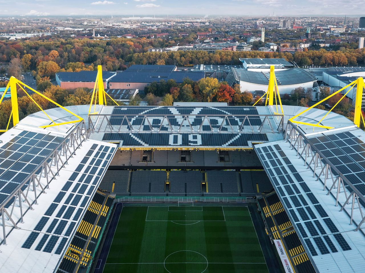 Signal Iduna Park in Dortmund, Blick von oben