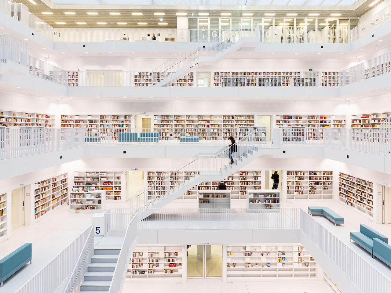 Stadtbibliothek Stuttgart von innen